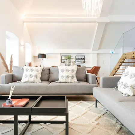 Penthouse Maxfux Direkt In Der Fussgaengerzone 130m2