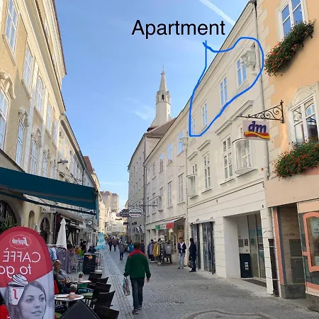 Penthouse Maxfux Direkt In Der Fussgaengerzone 130m2 * Krems an der Donau