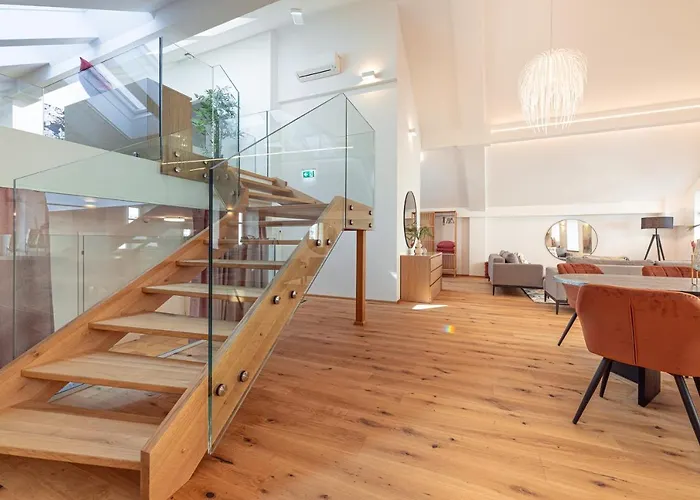 Penthouse Maxfux Direkt In Der Fussgaengerzone 130m2 Kremže