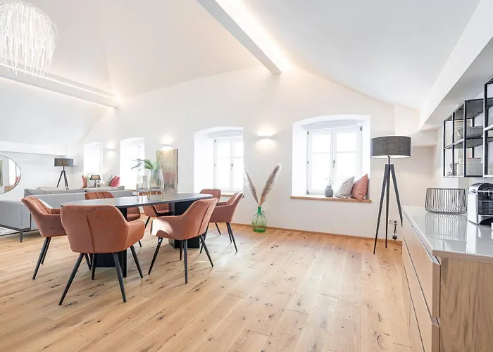 Penthouse Maxfux Direkt In Der Fussgaengerzone 130m2 * Krems an der Donau